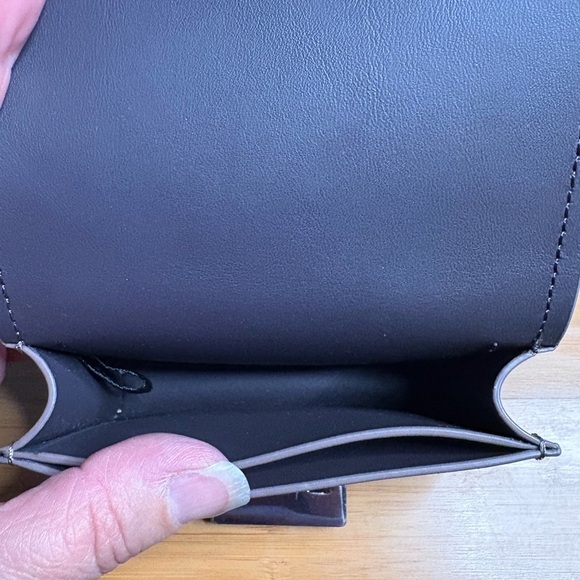 EUC Zac Zac Posen- Earthette Leather Mini Wallet Card Holder in Color Smog. - Picture 4 of 8